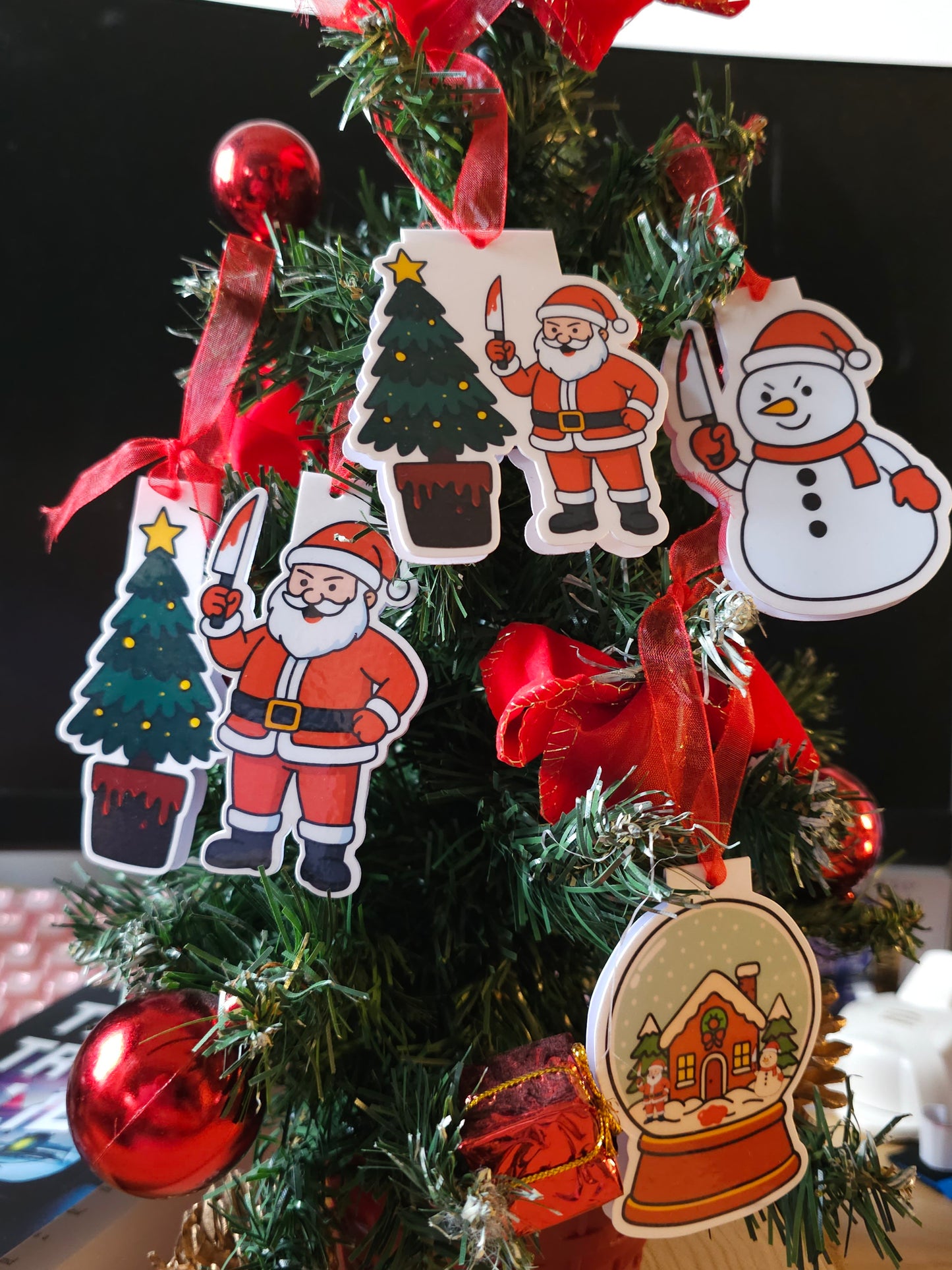 Killer Christmas Tree Magnetic Bookmark / Tree Decoration