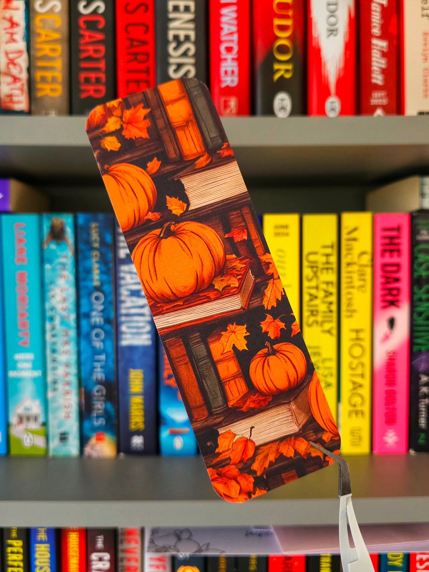 The Autumn Bookshelves Bookmark